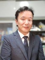 校長　東　健司